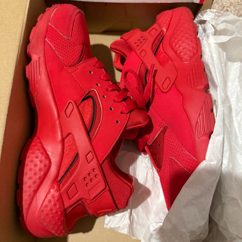 Nike Air Huarache Triple Red (GS)